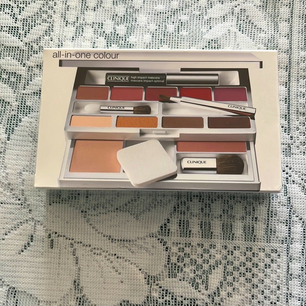 Clinique Exclusive All-  in- One Colour compact shrink wrapped from store.